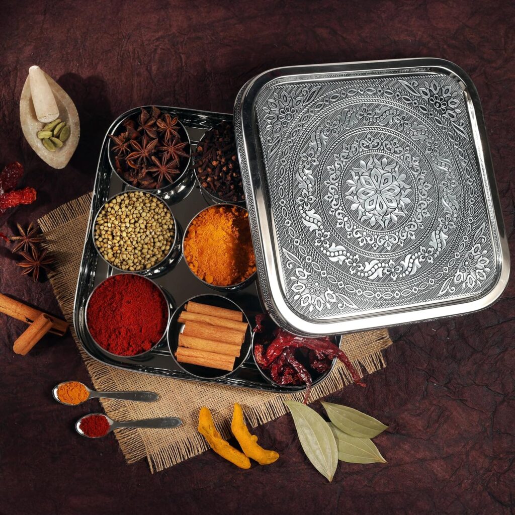 Large Spice Tin with 9 Compartments - Image 3